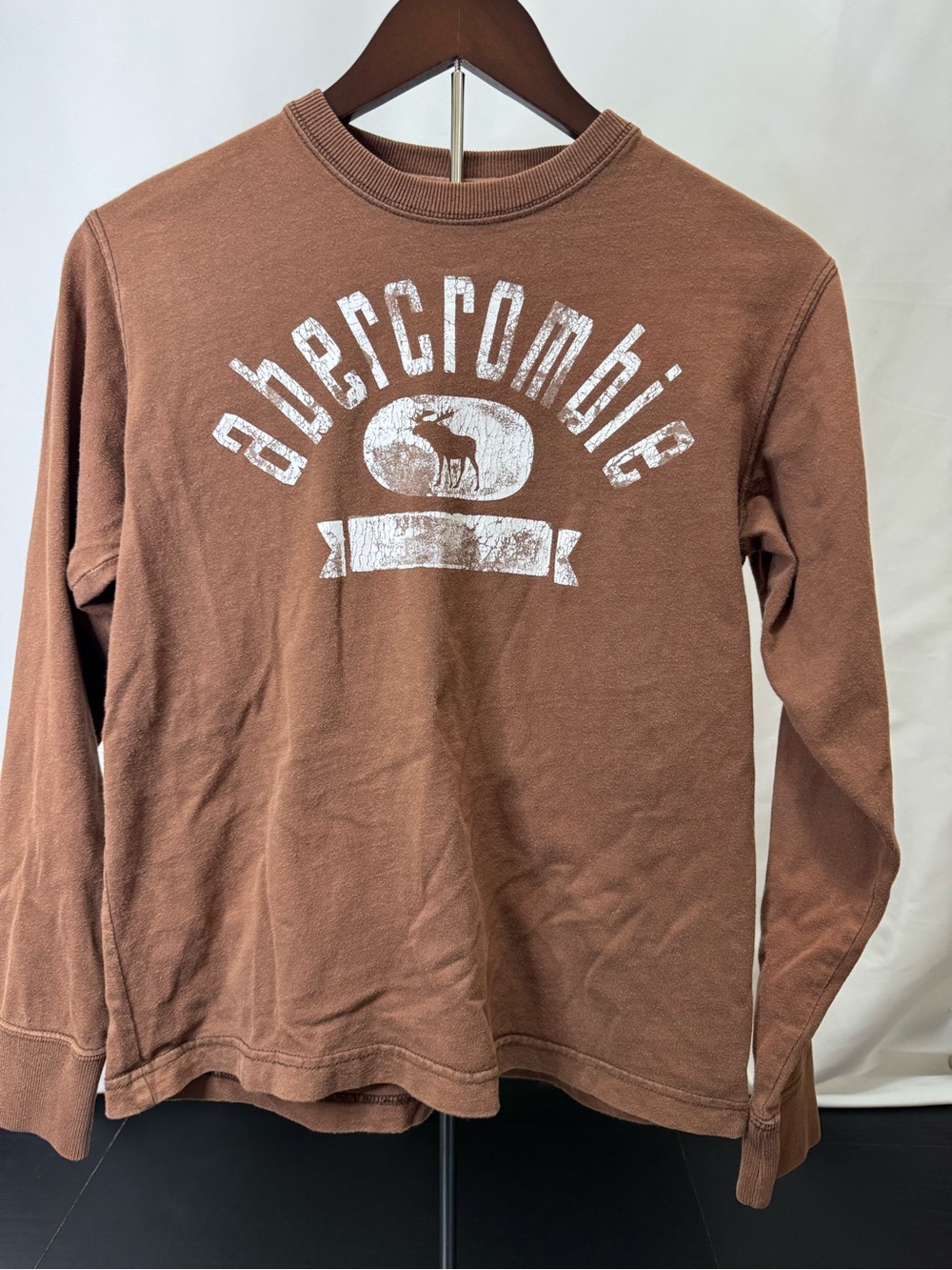 Abercrombie & Fitch Men's Long-Sleeve Logo Crew in Brown boys large